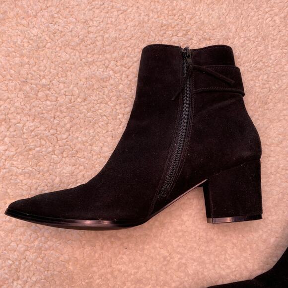 Vaneli Black Velour Ankle Bootie Size 8 - Picture 2 of 8